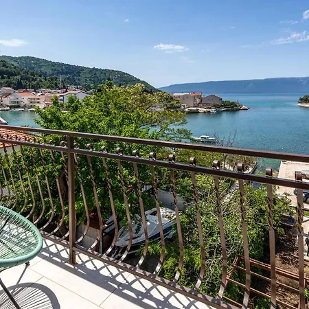 Apartament Bartulovici Iii Blace