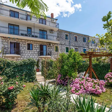 Bartulovici Iii * Blace